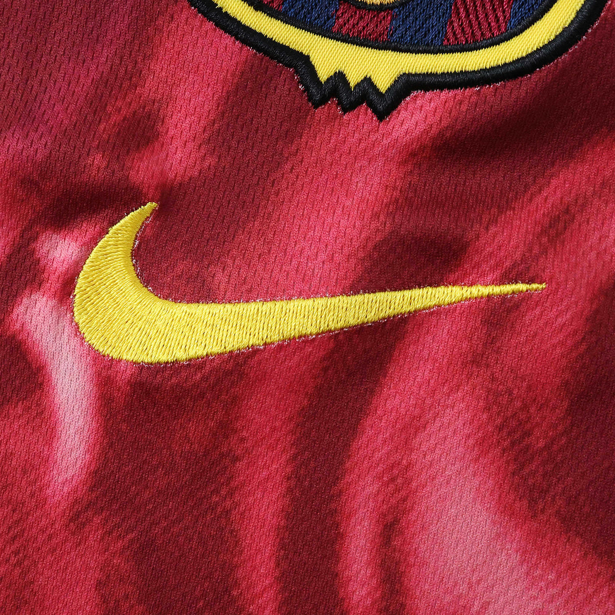 Camisa Barcelona Travis Scott 2000/2001 - Torcedor Unissex - Retrô