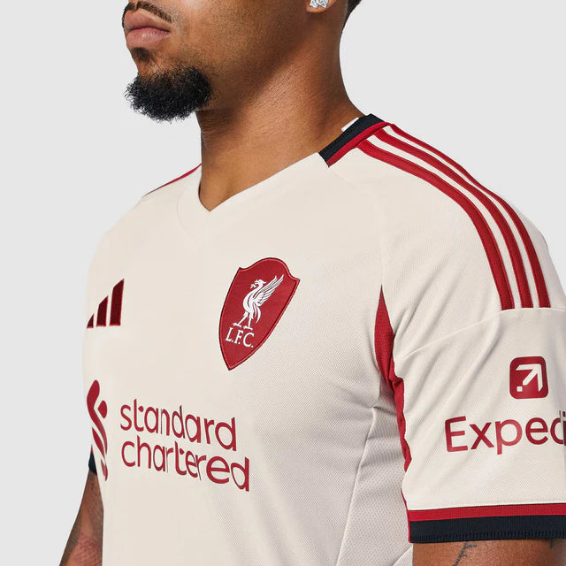 Camisa Liverpool II 25/26 - Torcedor Nike Masculina - Bege [PRÉ-VENDA]