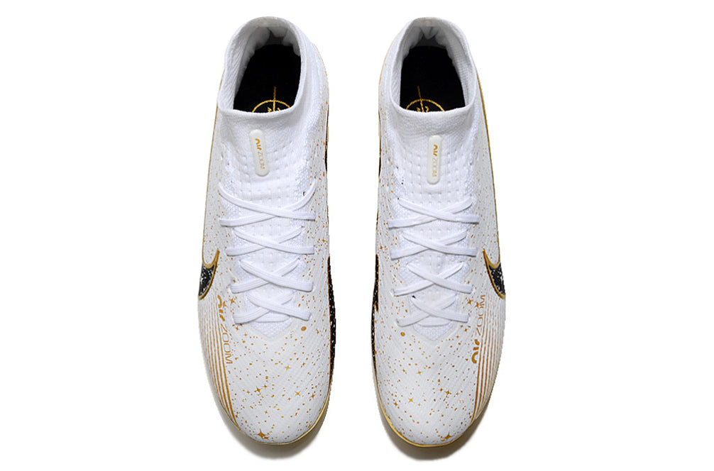 Chuteira Campo Nike Air Zoom Mercurial Superfly 9 Elite FG Branca, Preta e Dourada
