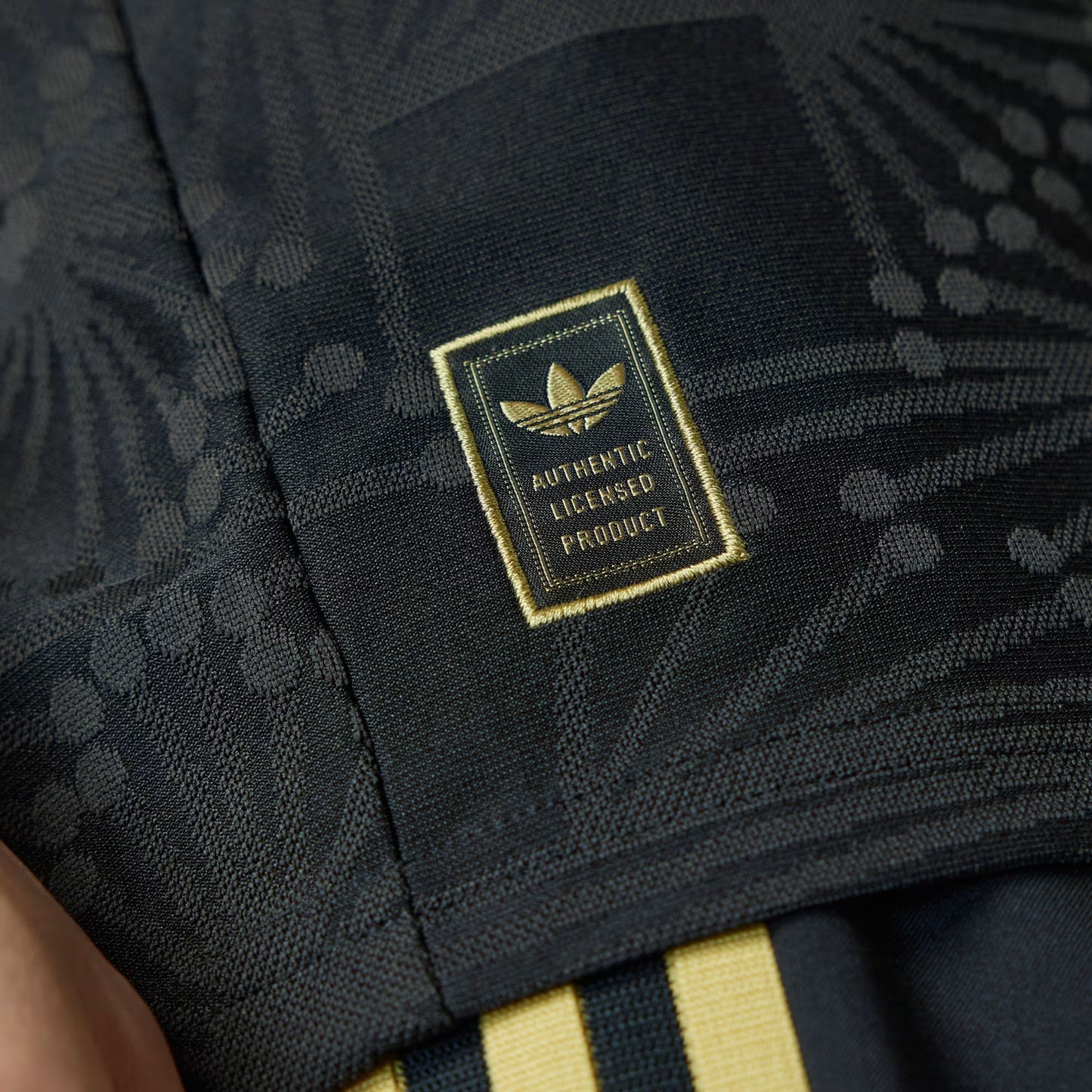 Camisa México de Oro 25/26 - Torcedor - Preta e Dourada