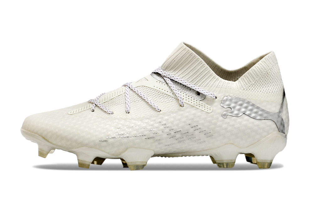 Chuteira Campo Puma Future 7 FG Branca e Prata "Eclipse Pack"