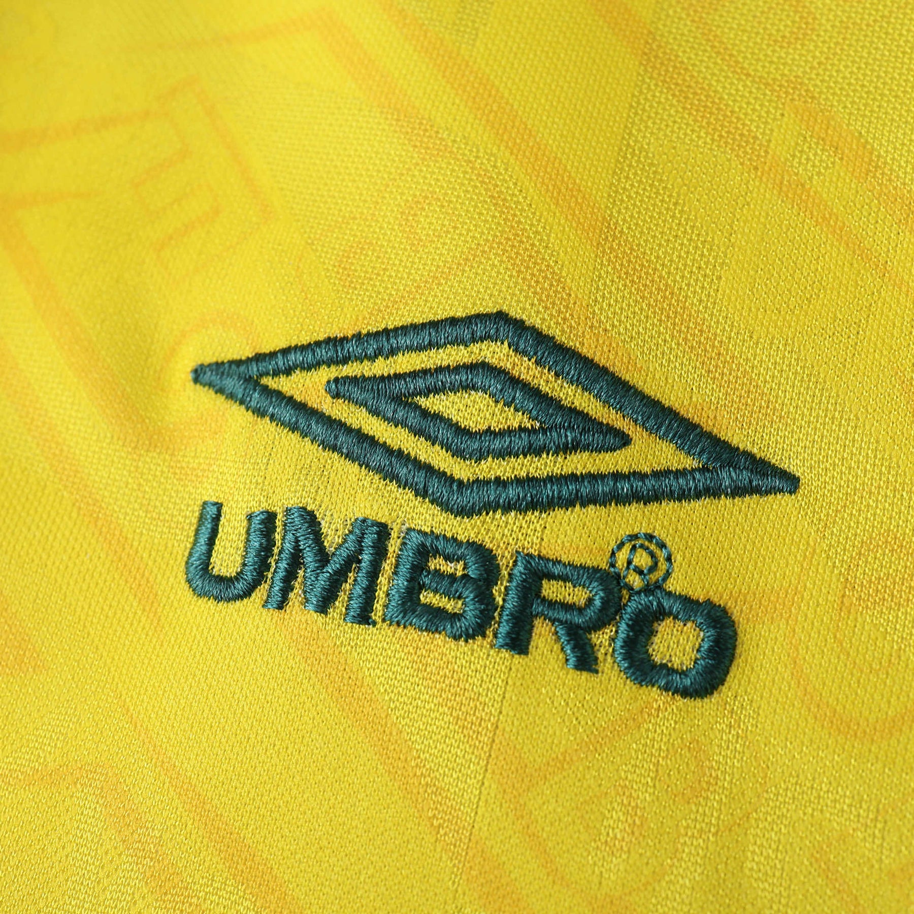 Camisa Seleção Brasileira I 1991/1993 - Retrô - Amarela