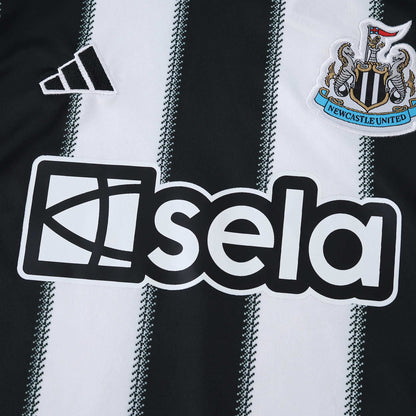 Conjunto Infantil Newcastle I 25/26