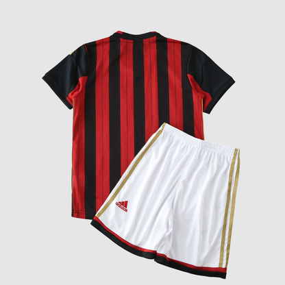 Conjunto Infantil Retrô Milan I 13/14