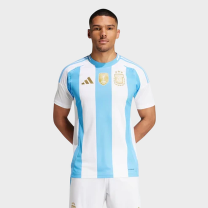 Camisa Argentina I 24/25 Torcedor Adidas Masculina + Patch Campeão do Mundo