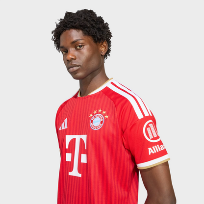 Camisa Bayern de Munique I 26/27 Torcedor - Vermelha