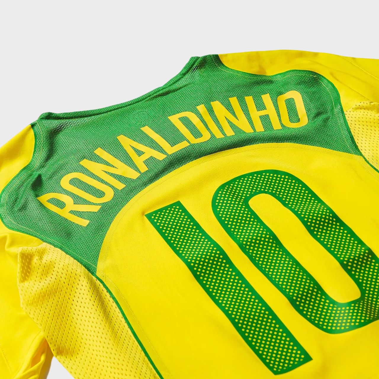 Camisa Seleção Brasileira I 2004 Reedição Total 90 Nike - RONALDINHO 10