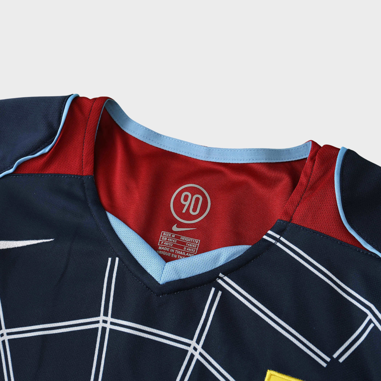 Camisa Atlético de Madrid II 2004/2005 Torcedor Nike Masculina - Retrô