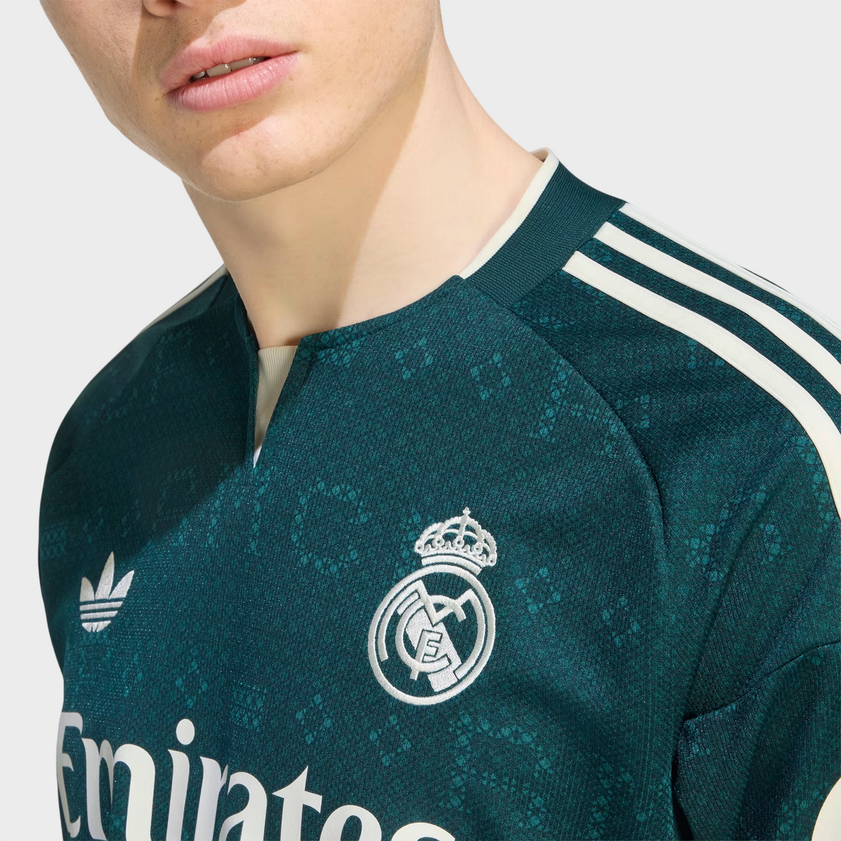 Camisa Real Madrid II Manga Longa 26/27 Torcedor - Verde