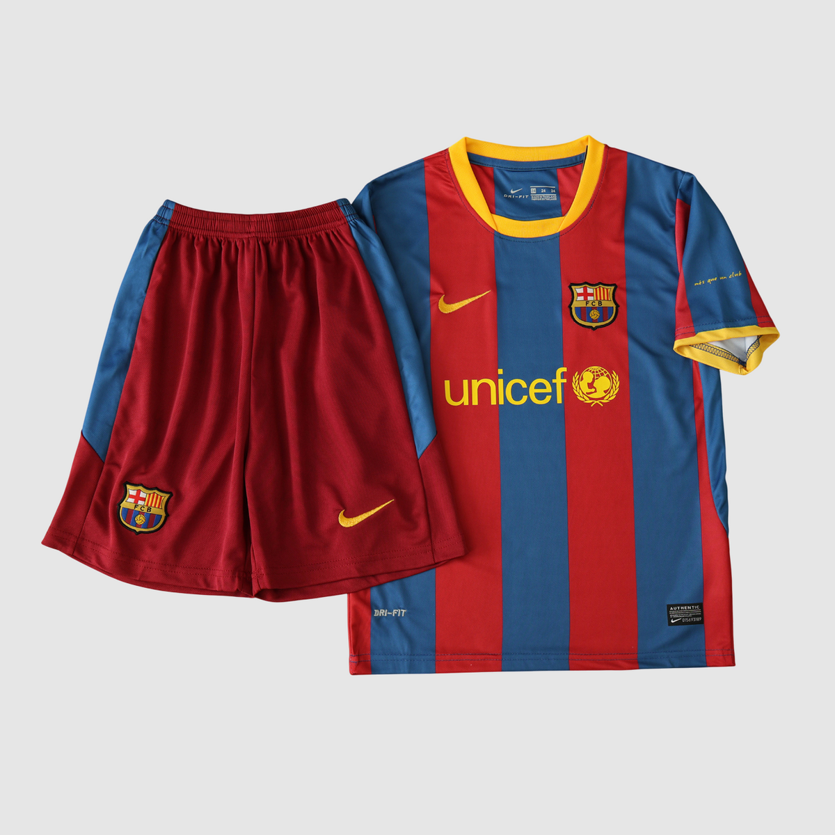 Conjunto Infantil Retrô Barcelona I 10/11
