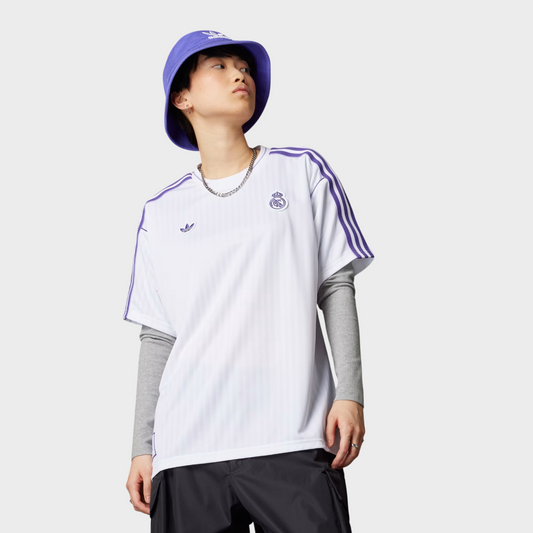 Camisa Real Madrid Terrace Icons 25/26 - Adidas - Branca e Roxa