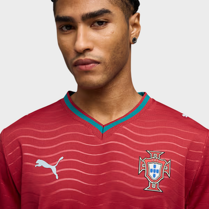 Camisa Portugal I Manga Longa 26/27 - Torcedor Puma Masculina - Vermelha