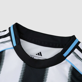 Conjunto Infantil Newcastle I 25/26