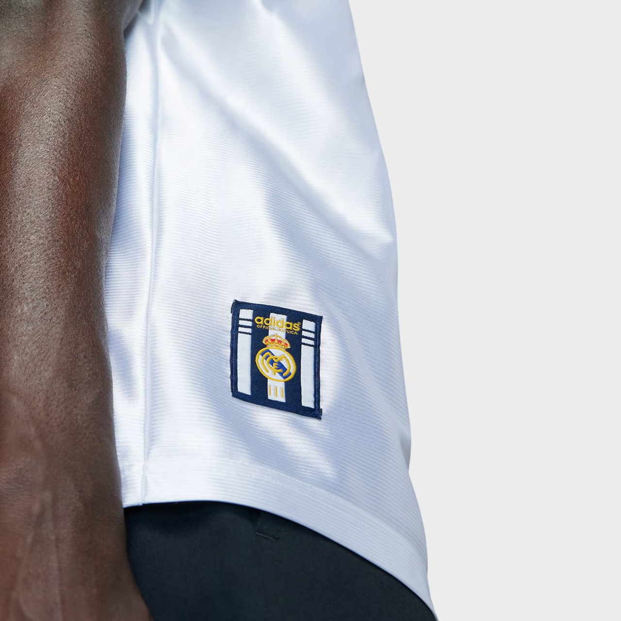 Camisa Real Madrid I 1999/2000 Adidas - Branca - Retrô