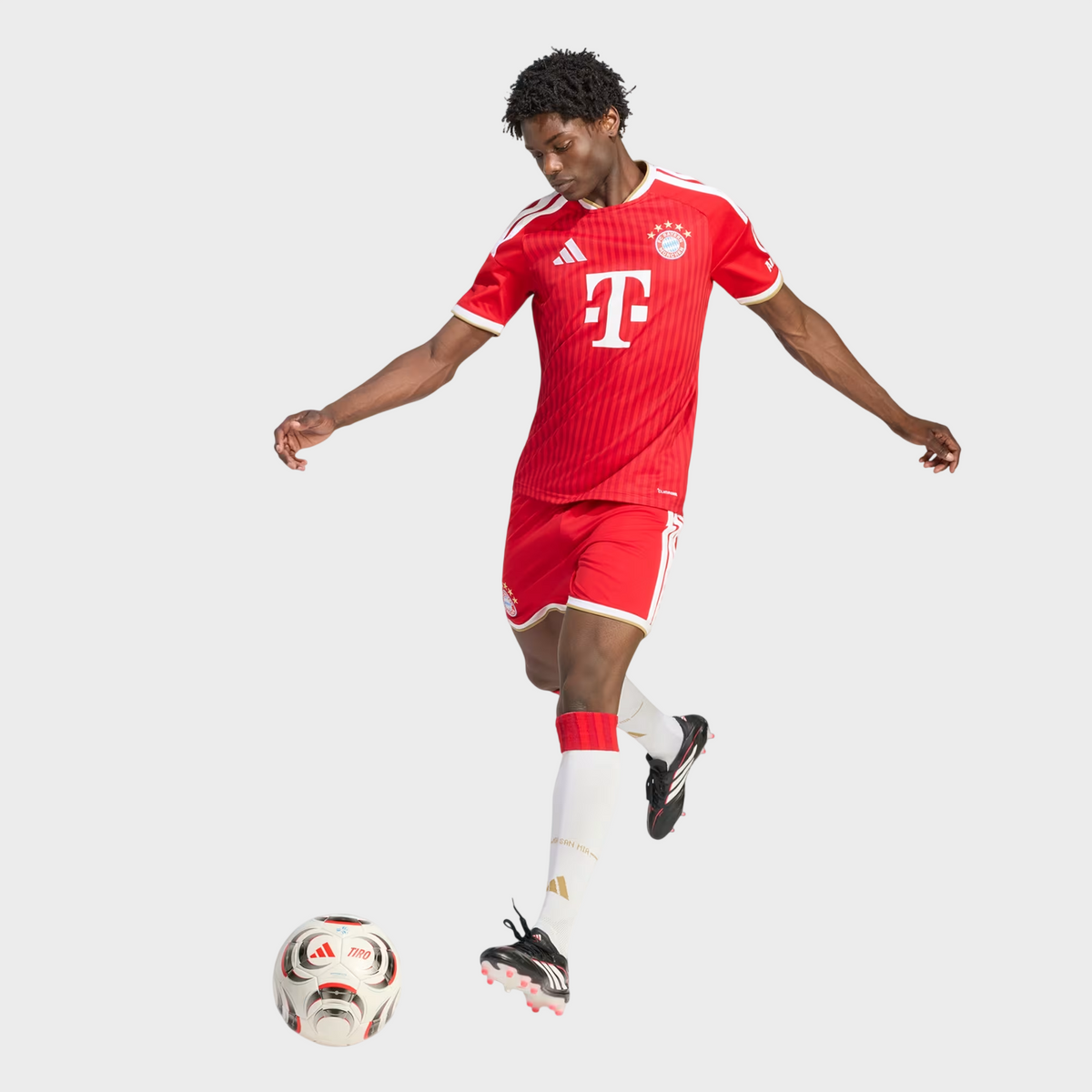 Camisa Bayern de Munique I 26/27 Torcedor - Vermelha