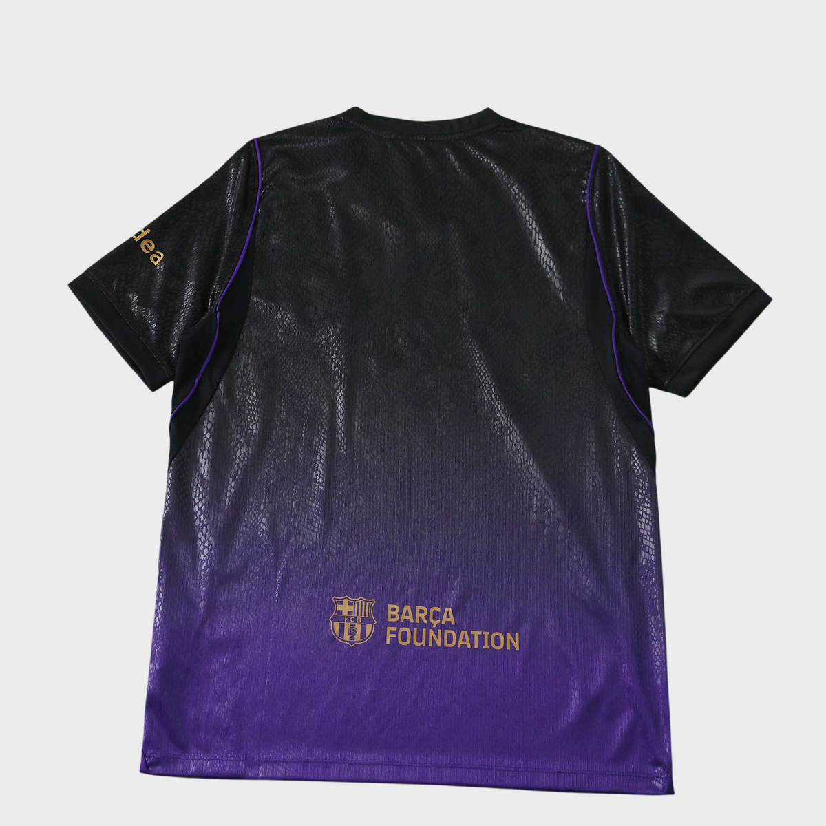 Camisa Barcelona II 26/27 - Torcedor Masculina - Roxa