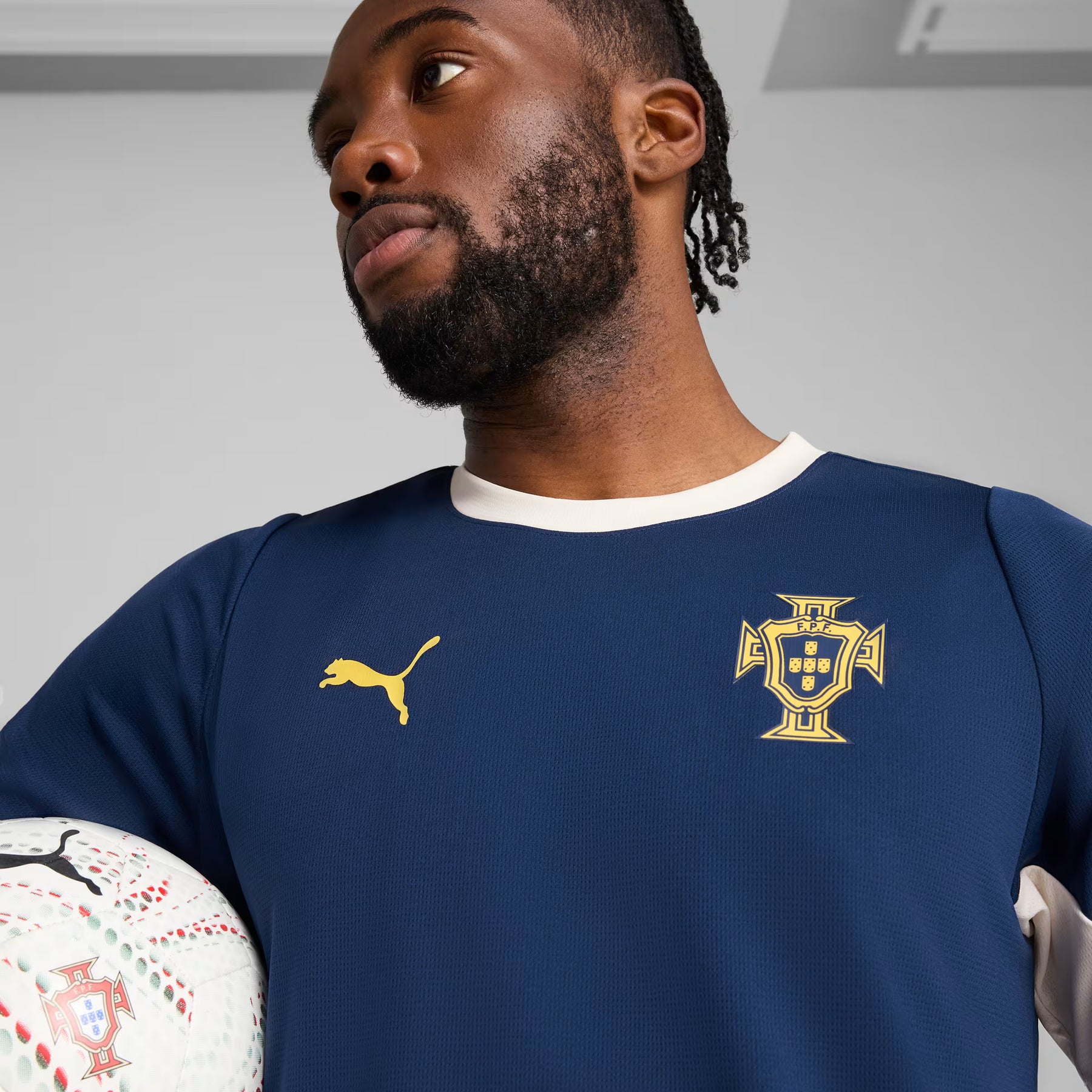 Camisa Portugal Treino 25/26 - Torcedor Puma Masculina - Azul Marinho
